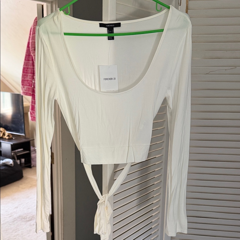 Forever 21 Cream Long-Sleeve Tie-Back Crop Top
